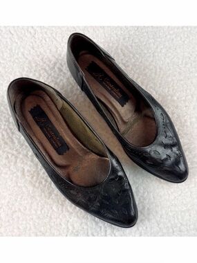 (VTG) CENTRALINA • Black Genuine Leather Pointed Toe Kitten Heels, 5